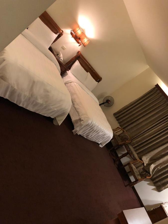 England Business Motel Yilan Exteriér fotografie